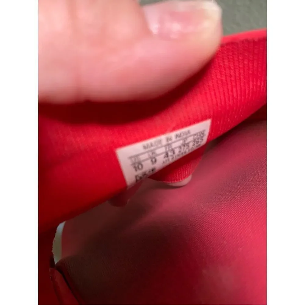 ‎Adidas Red Slides